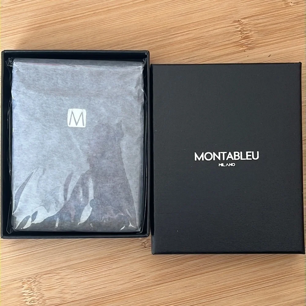Brand New Montableu Carbon Black Slim Minimalist Wallet w/ Money Clip Executive